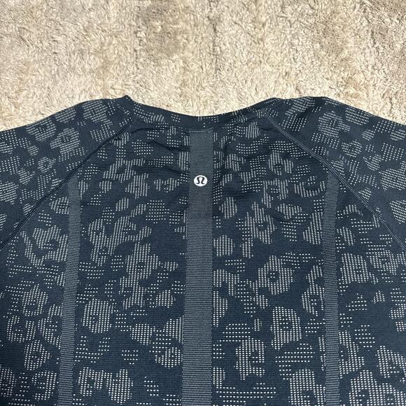 Lululemon Swiftly Tech Short Sleeve - Picture 4 of 5